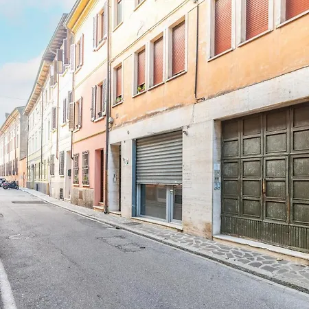 Un Nido A Mantova Historic Apt Near The Center! Exterior photo